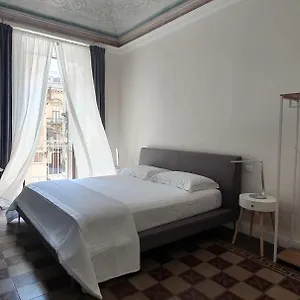 Palazzo Del Verga Couette-café